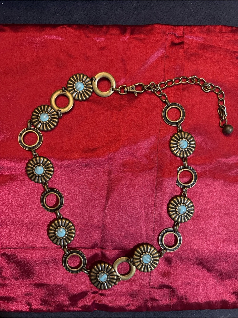 Vintage-Inspired Gold Daisy Link Belt with Light Blue Accents